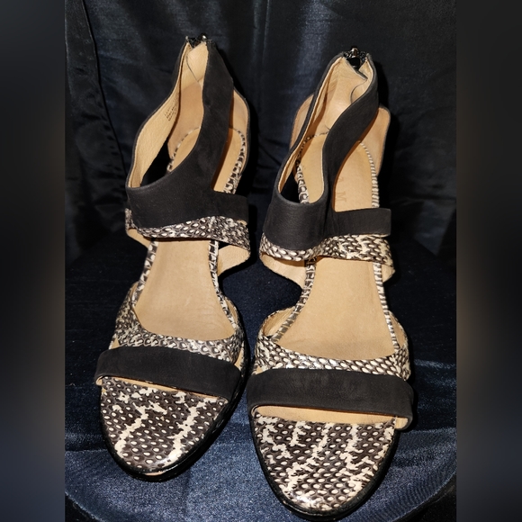 L.A.M.B High heel Stiletto - Picture 2 of 5